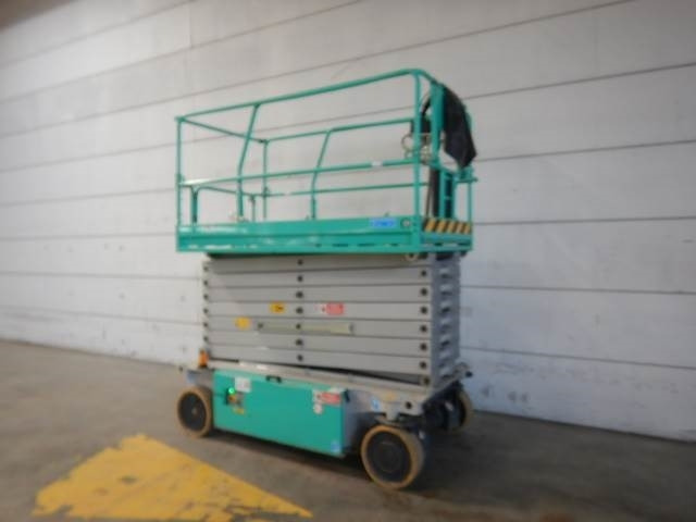 Imer IM14122 - Scissor lift: picture 2 Imer IM14122 - Scissor lift: picture 2
