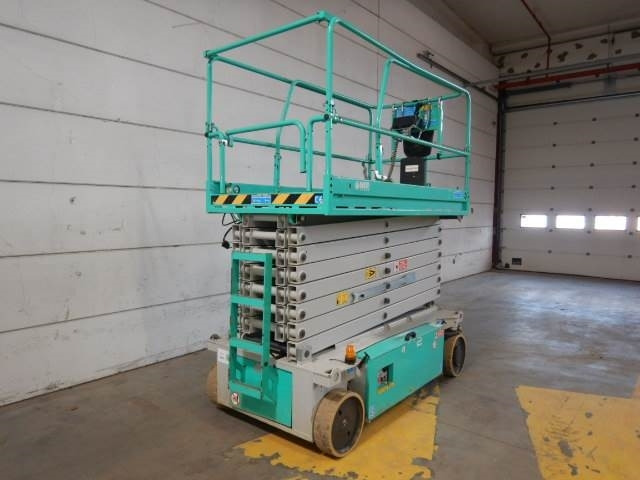 Imer IM14122 - Scissor lift: picture 2 Imer IM14122 - Scissor lift: picture 2