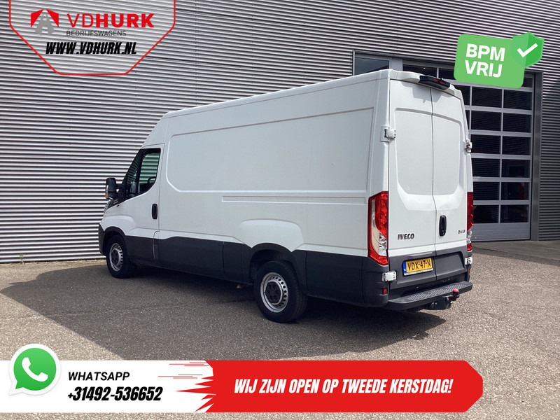 Iveco Daily 35S16V 2.3 ZF Aut. 352 L3H2 EXPORT 270Gr. Deuren/ 3.5t Trekverm./ Climate/ Camera/ Trekhaak - Panel van: picture 2 Iveco Daily 35S16V 2.3 ZF Aut. 352 L3H2 EXPORT 270Gr. Deuren/ 3.5t Trekverm./ Climate/ Camera/ Trekhaak - Panel van: picture 2