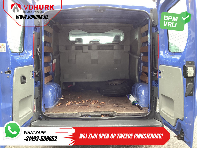 Opel Vivaro 2.5 CDTI 115 pk DC Dubbel Cabine MARGE EXPORT ONLY 2x Schuifdeur/ 6 Pers./ Airco/ PDC/ Trekhaak - Small van, Combi van: picture 5 Opel Vivaro 2.5 CDTI 115 pk DC Dubbel Cabine MARGE EXPORT ONLY 2x Schuifdeur/ 6 Pers./ Airco/ PDC/ Trekhaak - Small van, Combi van: picture 5