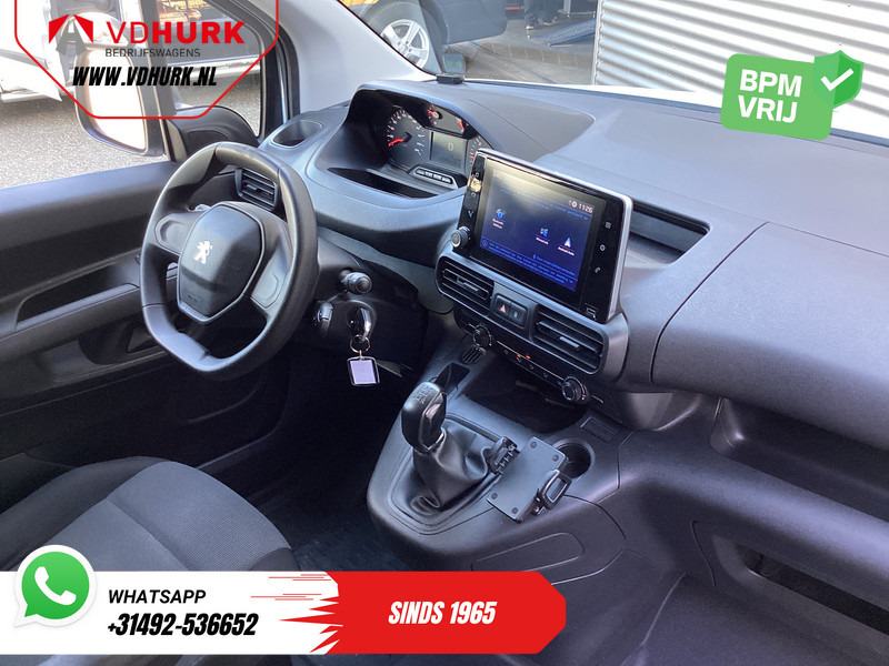 Peugeot Partner 1.5 HDI 100 pk EXPORT ONLY BOTT/ Carplay/ PDC/ Cruise/ Trekhaak/ Airco - Small van: picture 3 Peugeot Partner 1.5 HDI 100 pk EXPORT ONLY BOTT/ Carplay/ PDC/ Cruise/ Trekhaak/ Airco - Small van: picture 3