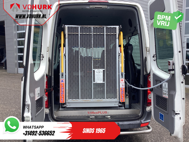 Volkswagen Crafter 35 2.0 TDI L3H2 EXPORT ONLY! €9.559 incl BTW/BPM Rolstoellift/ 9 Pers/ 9P/ Sidebars/ Rearbar/ Airco - Minibus, Passenger van: picture 5 Volkswagen Crafter 35 2.0 TDI L3H2 EXPORT ONLY! €9.559 incl BTW/BPM Rolstoellift/ 9 Pers/ 9P/ Sidebars/ Rearbar/ Airco - Minibus, Passenger van: picture 5