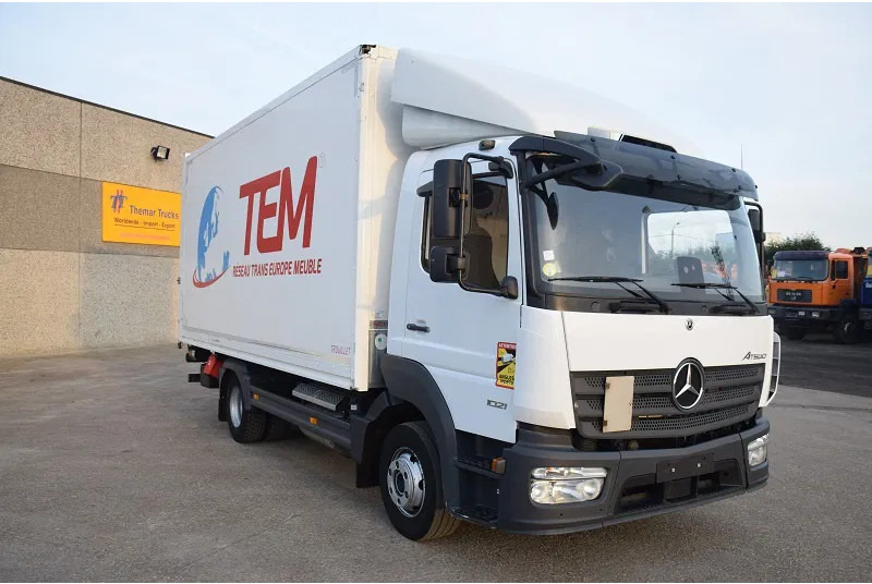 Mercedes-Benz Atego 1021 - Box truck: picture 4 Mercedes-Benz Atego 1021 - Box truck: picture 4
