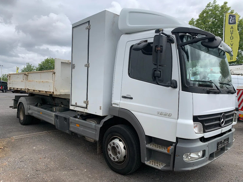 Mercedes-Benz Atego 1529 Laadbak*Containersysteem*Achteruitrijcamera* - Dropside/ Flatbed truck: picture 2 Mercedes-Benz Atego 1529 Laadbak*Containersysteem*Achteruitrijcamera* - Dropside/ Flatbed truck: picture 2