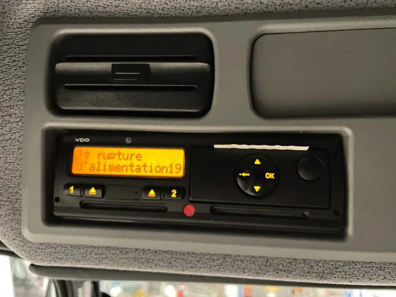 Mercedes-Benz Atego 1621 *Palfinger kraan*Containersysteem*luchtvering achteras*bluetooth on lease Mercedes-Benz Atego 1621 *Palfinger kraan*Containersysteem*luchtvering achteras*bluetooth: picture 8