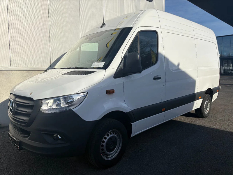 Mercedes-Benz Sprinter 317 L2H2*360°Camera*Airco*Navigatie*Zetelverwarming - Panel van: picture 1 Mercedes-Benz Sprinter 317 L2H2*360°Camera*Airco*Navigatie*Zetelverwarming - Panel van: picture 1
