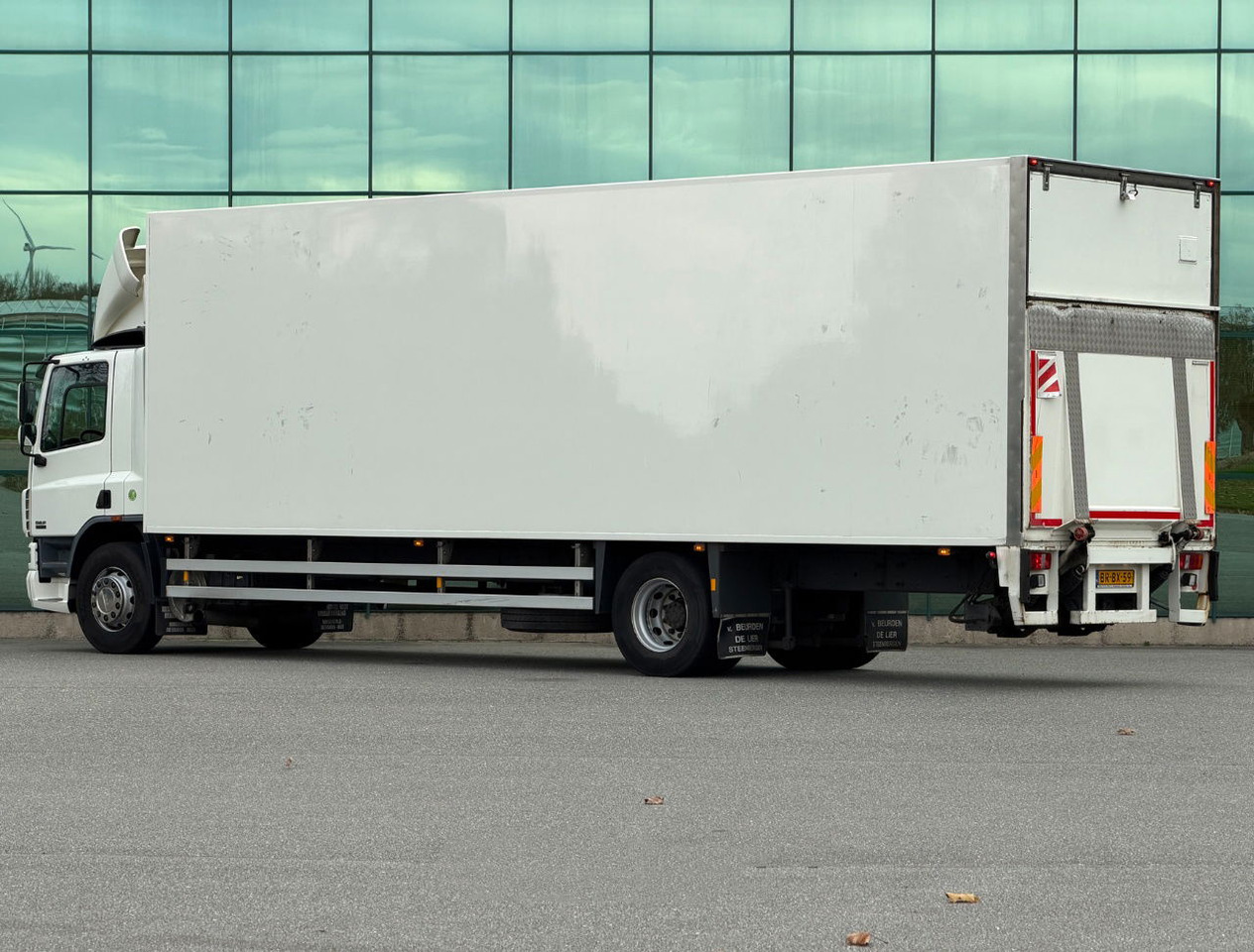 DAF CF 75.250 Euro 3 Manual Gearbox VAN Beurden Isolated BOX Tail Lift Super Condition NL-Truck - Box truck: picture 3 DAF CF 75.250 Euro 3 Manual Gearbox VAN Beurden Isolated BOX Tail Lift Super Condition NL-Truck - Box truck: picture 3