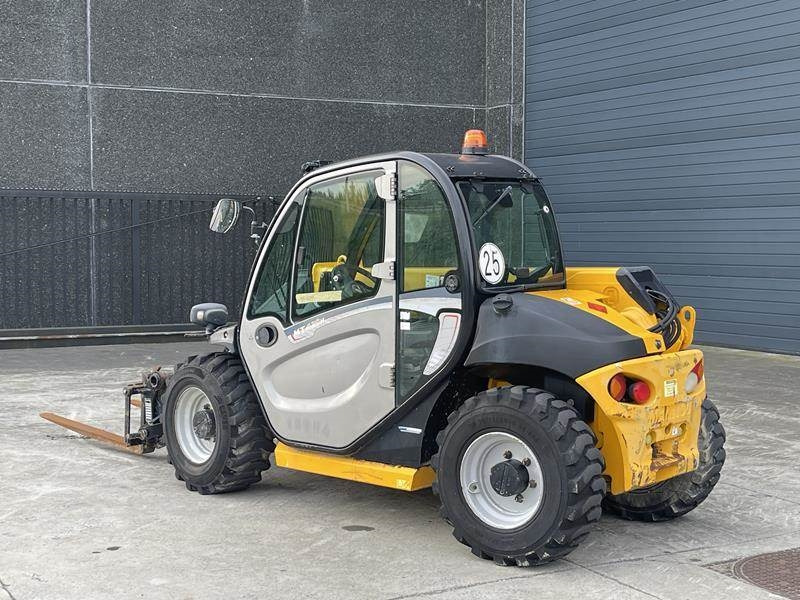 Manitou MT 420 H - Telescopic handler: picture 3 Manitou MT 420 H - Telescopic handler: picture 3