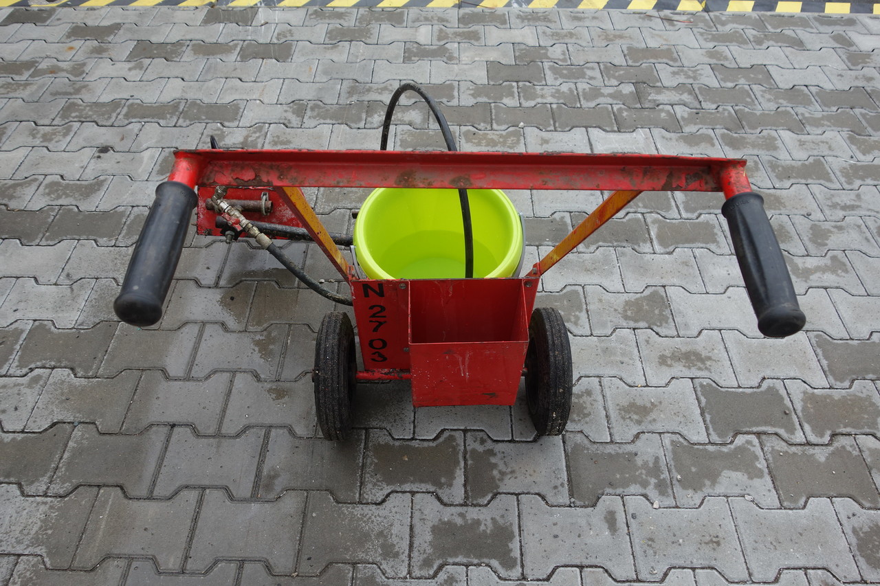 3M 3M Stamark Grundierungssprühgerät Straßenmarkierung - Asphalt machine: picture 4 3M 3M Stamark Grundierungssprühgerät Straßenmarkierung - Asphalt machine: picture 4