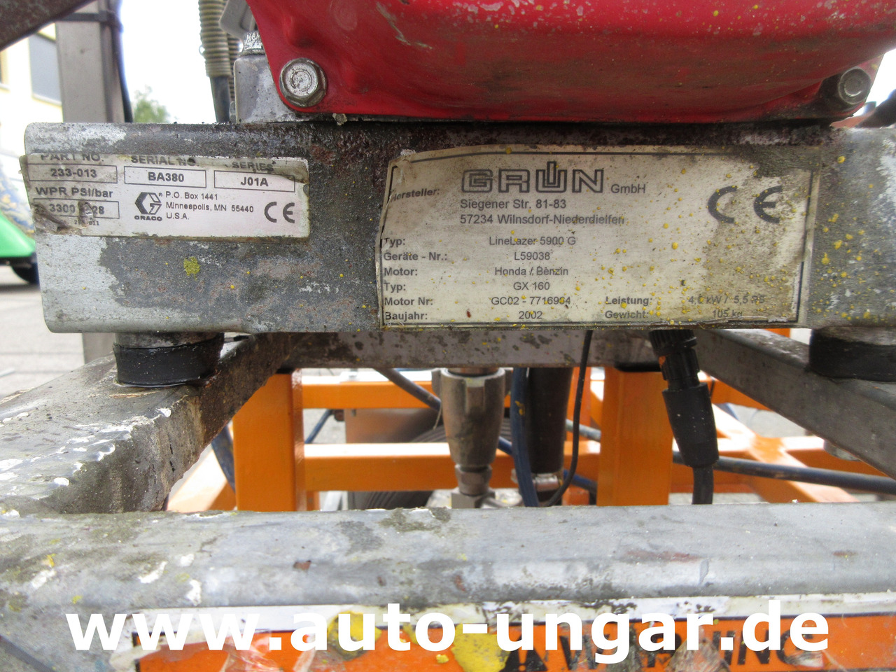 Graco LineLazer II 5900  auf Zindel VarioZet Linedriver Perlstreuer + Airless-Farb-Spritze Hofmann - Asphalt machine: picture 5 Graco LineLazer II 5900  auf Zindel VarioZet Linedriver Perlstreuer + Airless-Farb-Spritze Hofmann - Asphalt machine: picture 5