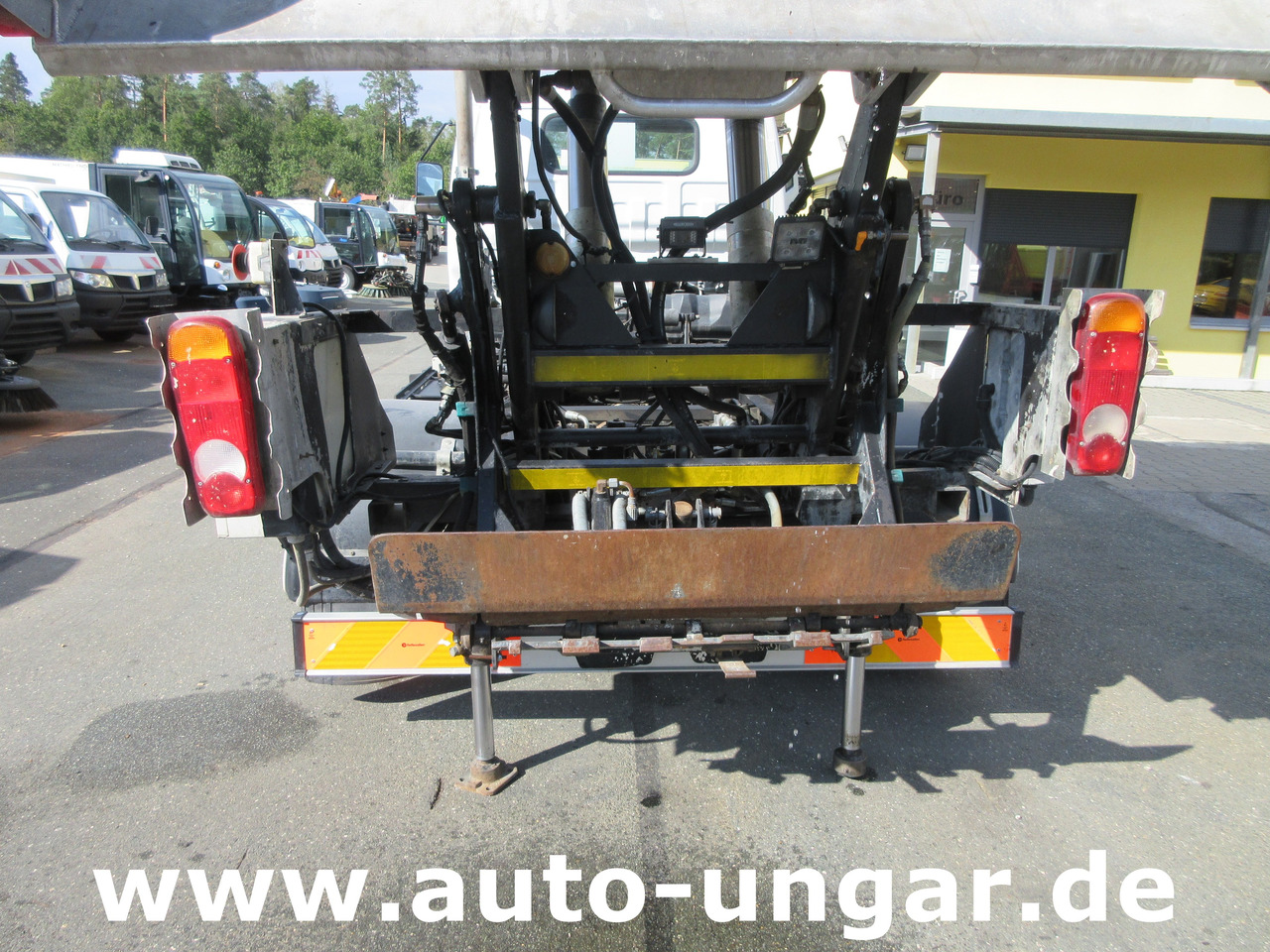 Garbage truck ISUZU NQR smoother NPR 75 Q75.Y07 Faun Müllwagen Euro 4 Kipper Lifter Presse: picture 25