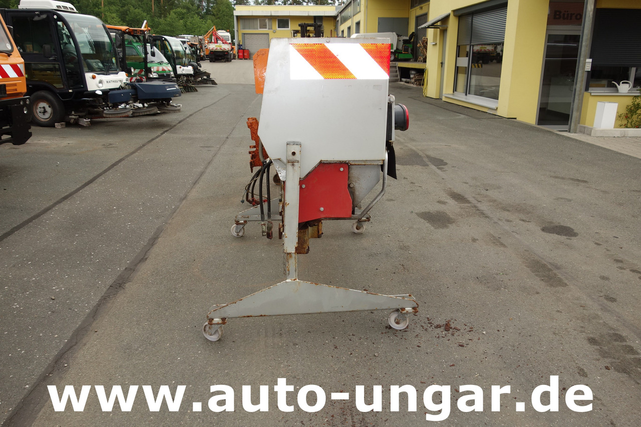 Multicar Kiefer - Bertsche Heckanbaustreuer für Multicar Boki Ladog Hansa Winterdienst - Municipal/ Special vehicle: picture 4 Multicar Kiefer - Bertsche Heckanbaustreuer für Multicar Boki Ladog Hansa Winterdienst - Municipal/ Special vehicle: picture 4