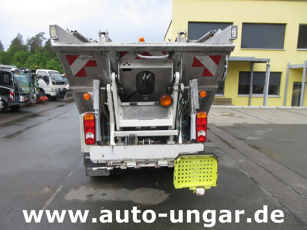 NISSAN Cabstar Faun City - Provence Benne Müllwagen Lifter Presse Kipper 3.500kg - Garbage truck: picture 5 NISSAN Cabstar Faun City - Provence Benne Müllwagen Lifter Presse Kipper 3.500kg - Garbage truck: picture 5