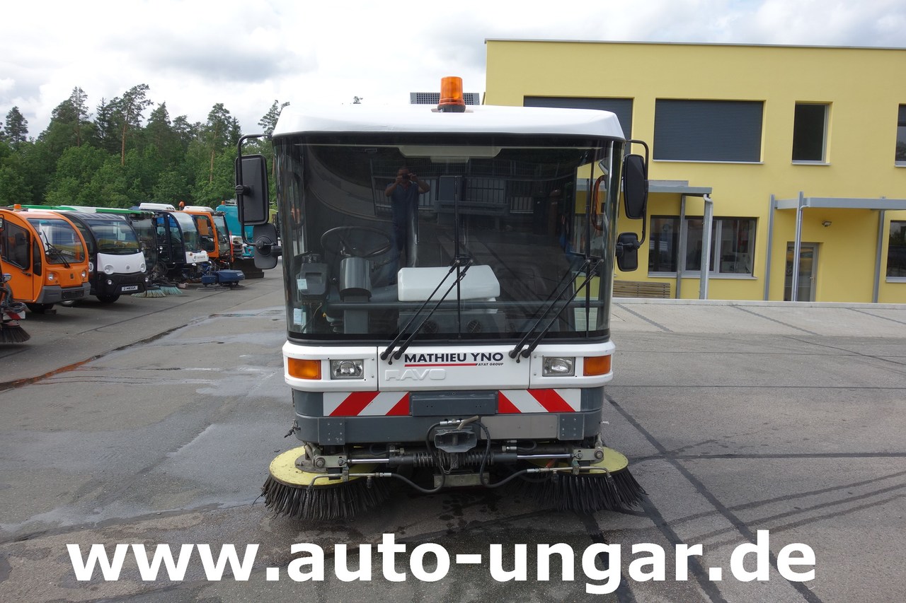 Ravo C540 Kehrmaschine Hydrostat - Klima - 1. Hand - Road sweeper: picture 2 Ravo C540 Kehrmaschine Hydrostat - Klima - 1. Hand - Road sweeper: picture 2