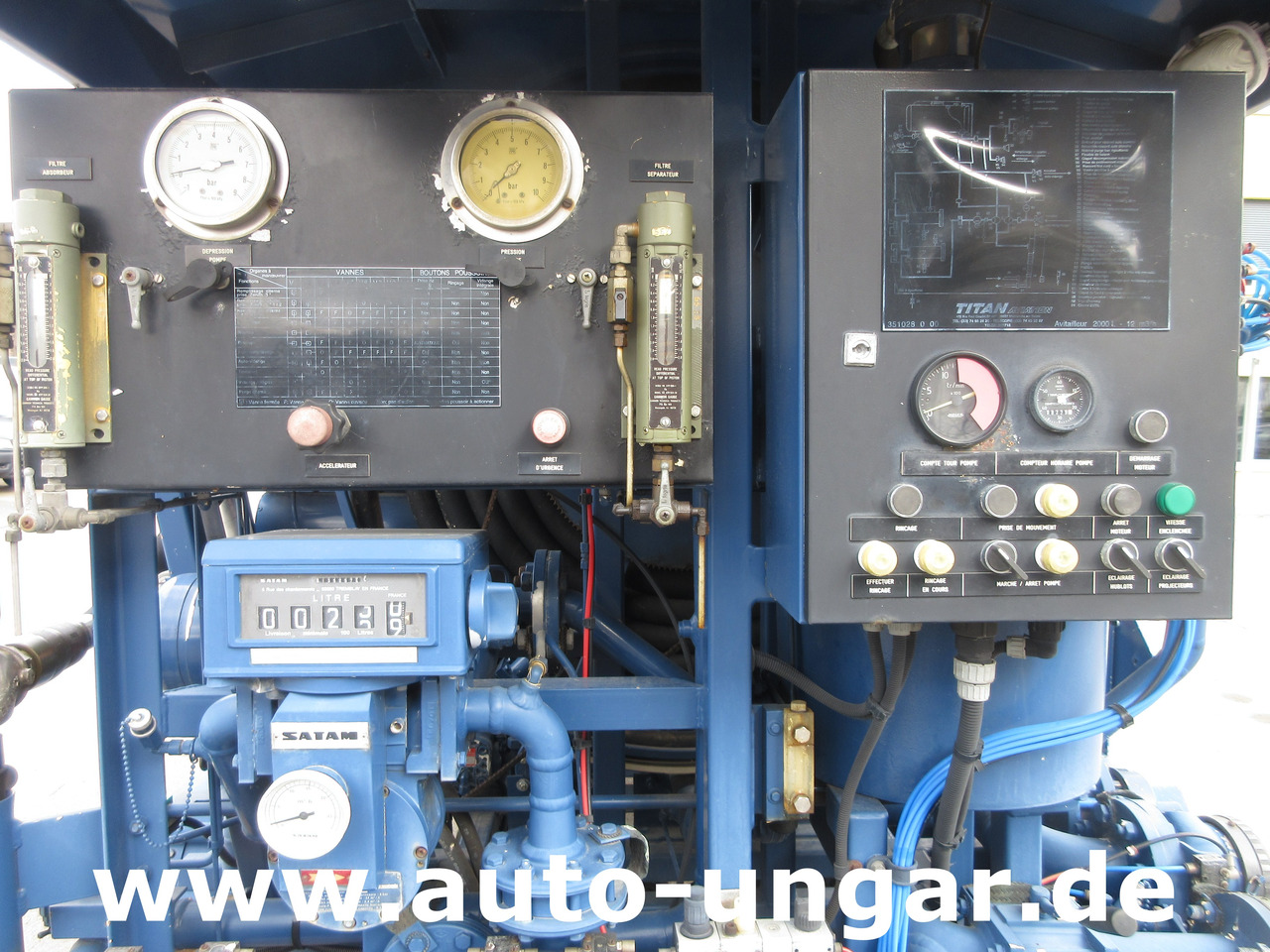 Renault B110 Titan Aviation AVGas Refueller Jet Tanker 2000l Aviteilleur GSE - Tank truck: picture 5 Renault B110 Titan Aviation AVGas Refueller Jet Tanker 2000l Aviteilleur GSE - Tank truck: picture 5