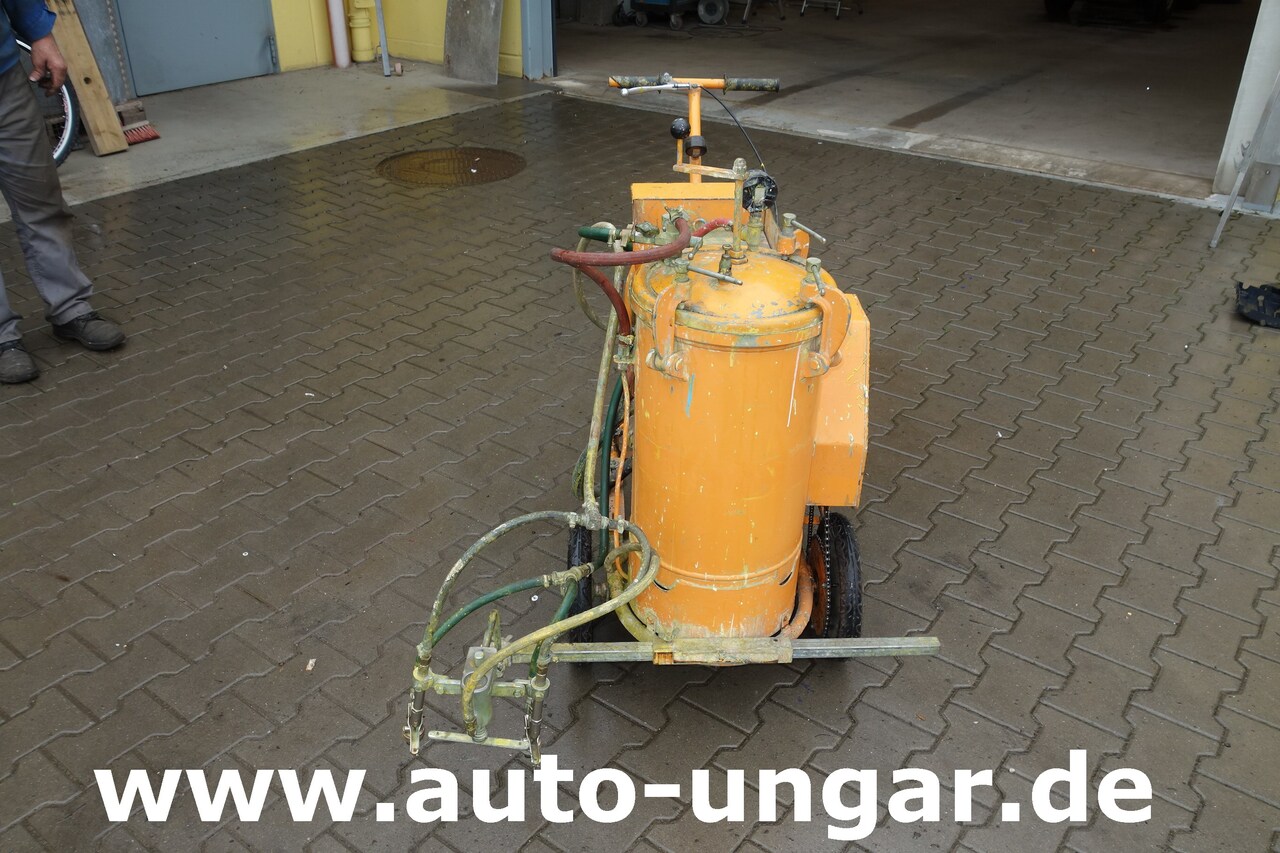 Zindel Hofmann Graco Zindel City mit eigenem Antrieb - Asphalt machine: picture 3 Zindel Hofmann Graco Zindel City mit eigenem Antrieb - Asphalt machine: picture 3