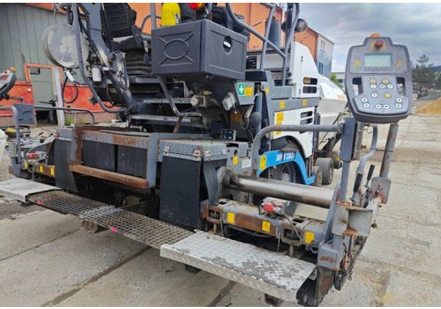 Asphalt paver Vögele Super 1303-2: picture 10