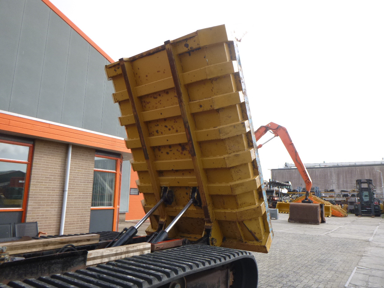 Construction machinery CATERPILLAR LD700E: picture 40