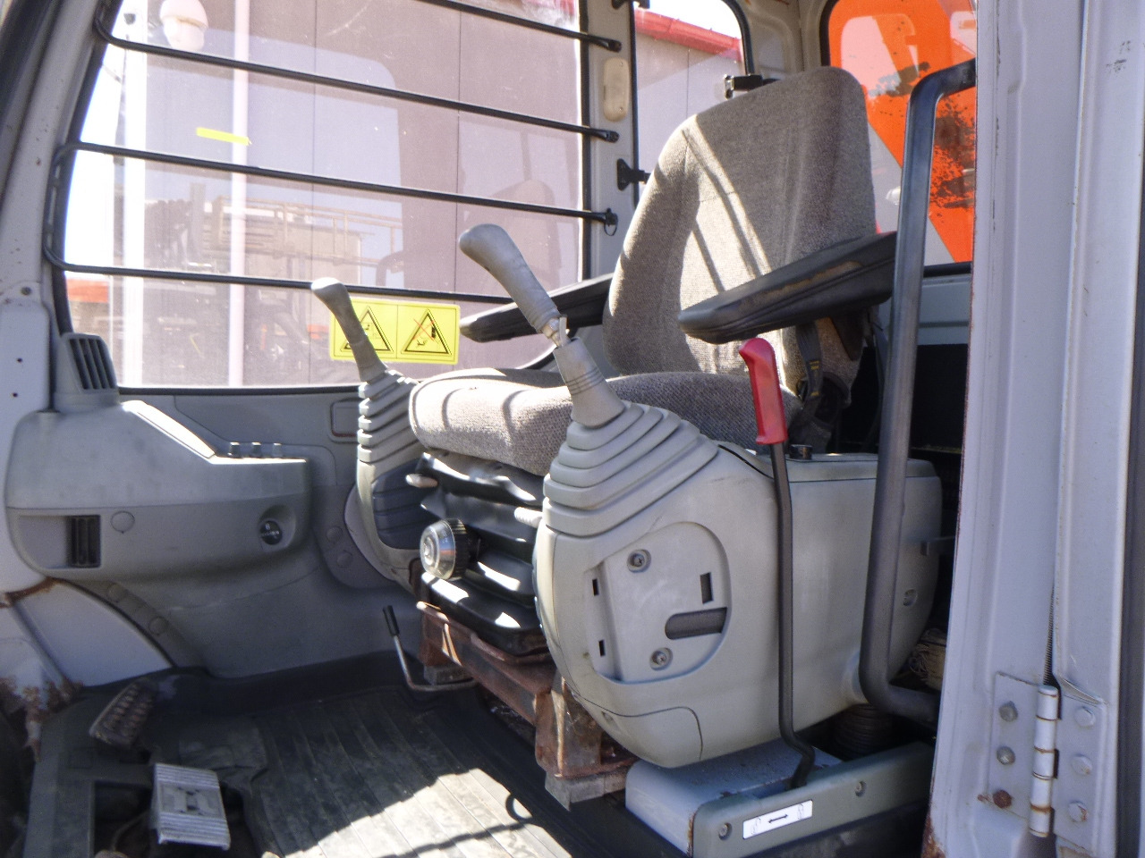 Waste/ Industry handler FIAT-HITACHI EX455 Stationary dock/ship material handler: picture 24 Waste/ Industry handler FIAT-HITACHI EX455 Stationary dock/ship material handler: picture 24