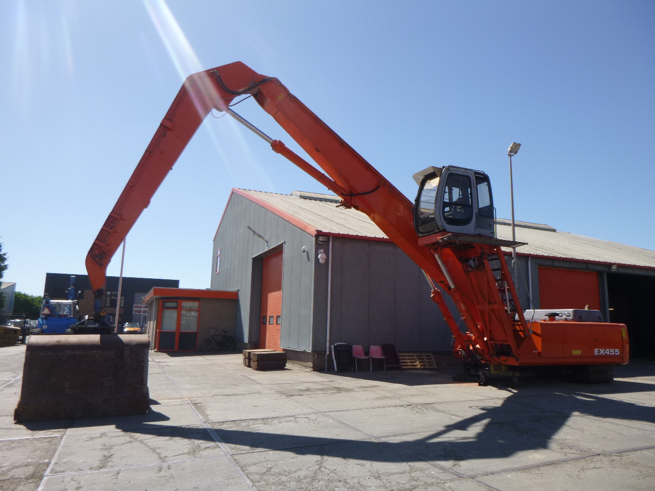 Waste/ Industry handler FIAT-HITACHI EX455 Stationary dock/ship material handler: picture 9 Waste/ Industry handler FIAT-HITACHI EX455 Stationary dock/ship material handler: picture 9