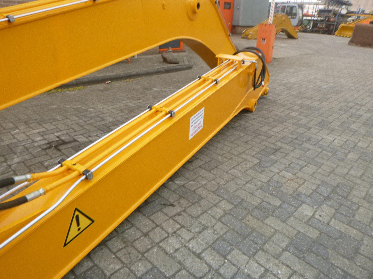 New Boom for Crawler excavator JCB JS200/JS210/JS220 Long reach front: picture 10