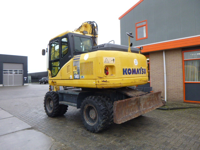KOMATSU PW140-7 - Wheel excavator: picture 3 KOMATSU PW140-7 - Wheel excavator: picture 3