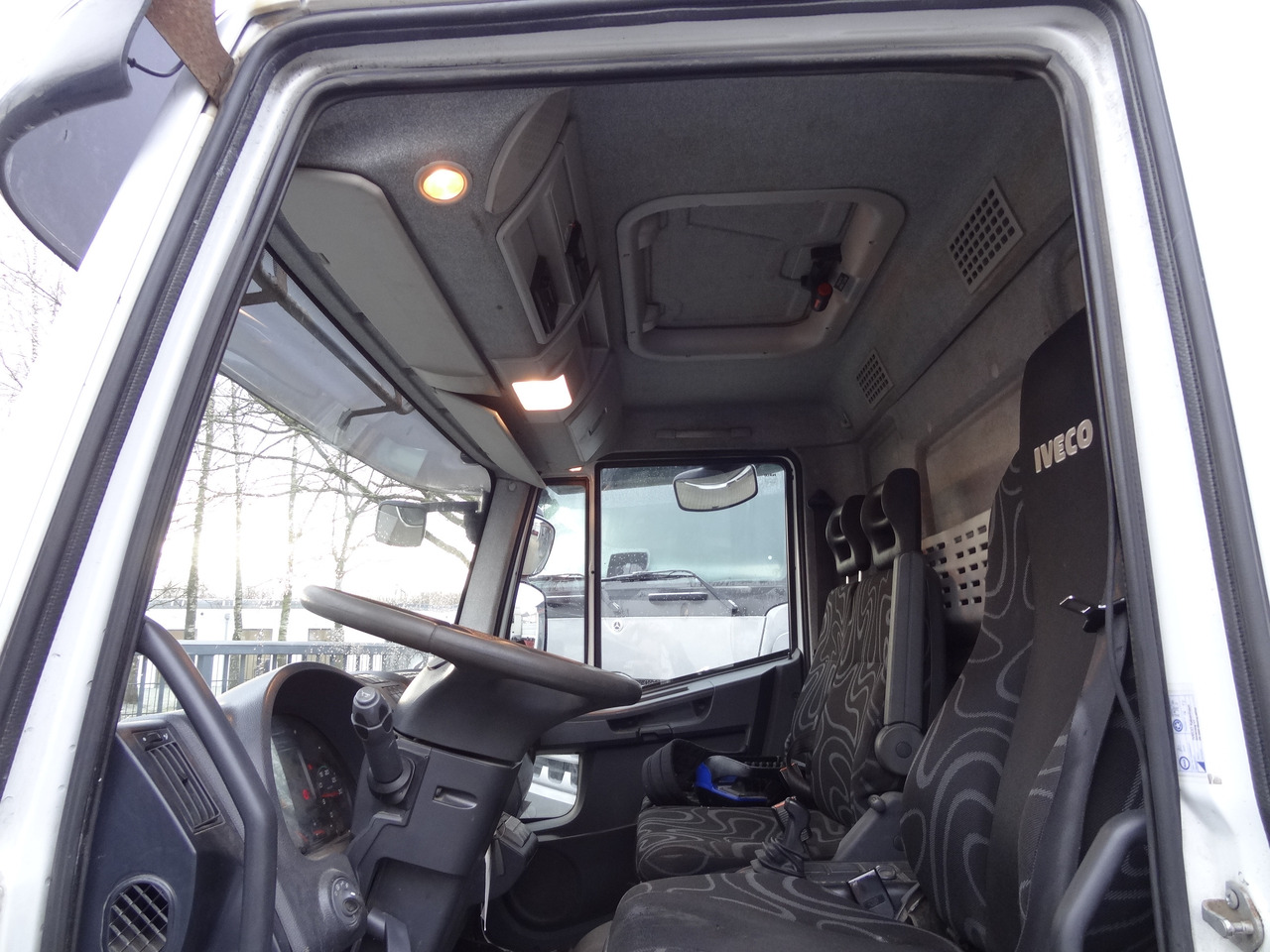 Iveco EuroCargo 120E25 Fassi F38 - Dropside/ Flatbed truck, Crane truck: picture 3 Iveco EuroCargo 120E25 Fassi F38 - Dropside/ Flatbed truck, Crane truck: picture 3