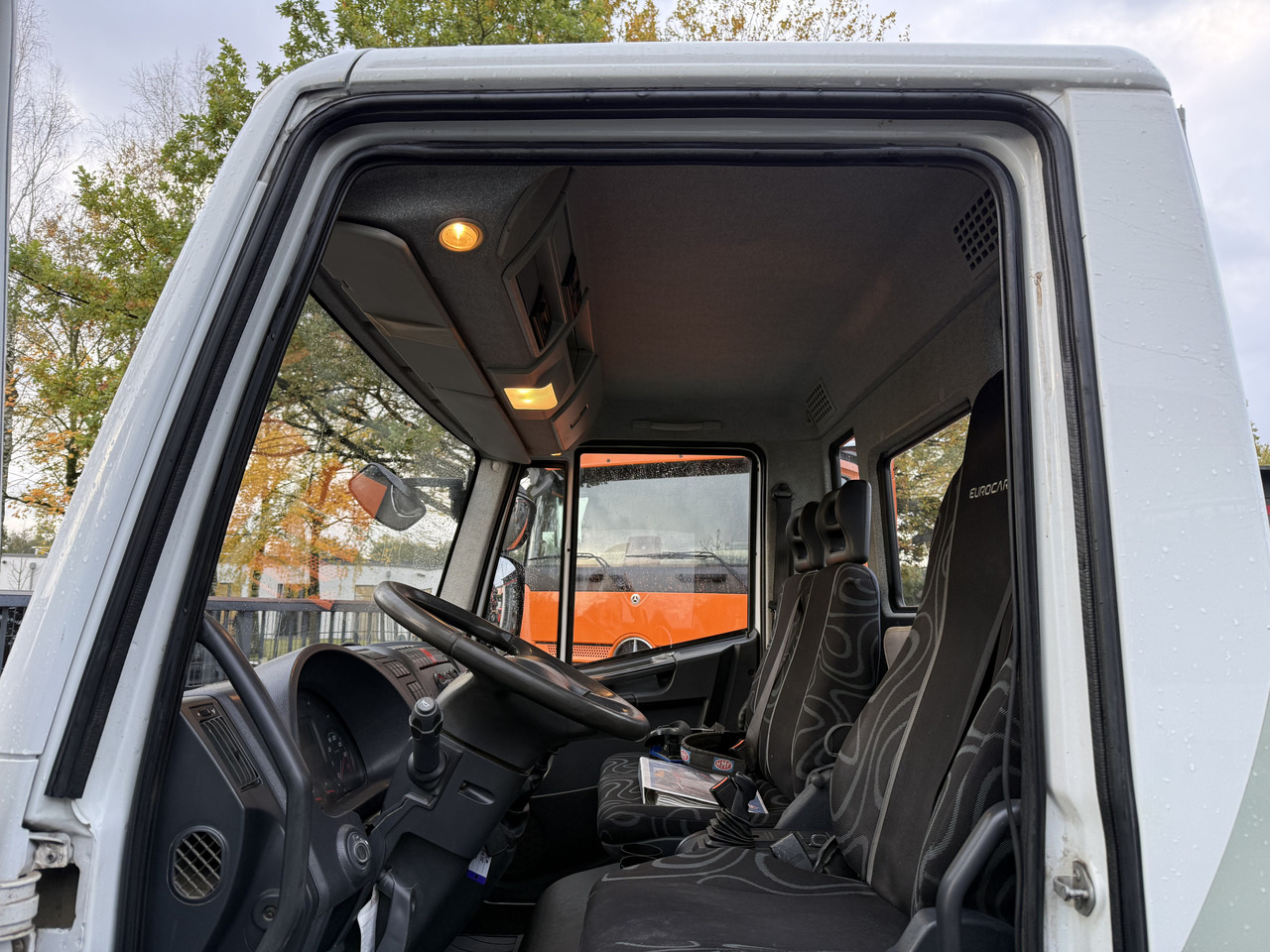 Iveco EuroCargo 80E22 Kran HMF 735 bis 15 Meter - Crane truck, Dropside/ Flatbed truck: picture 5 Iveco EuroCargo 80E22 Kran HMF 735 bis 15 Meter - Crane truck, Dropside/ Flatbed truck: picture 5