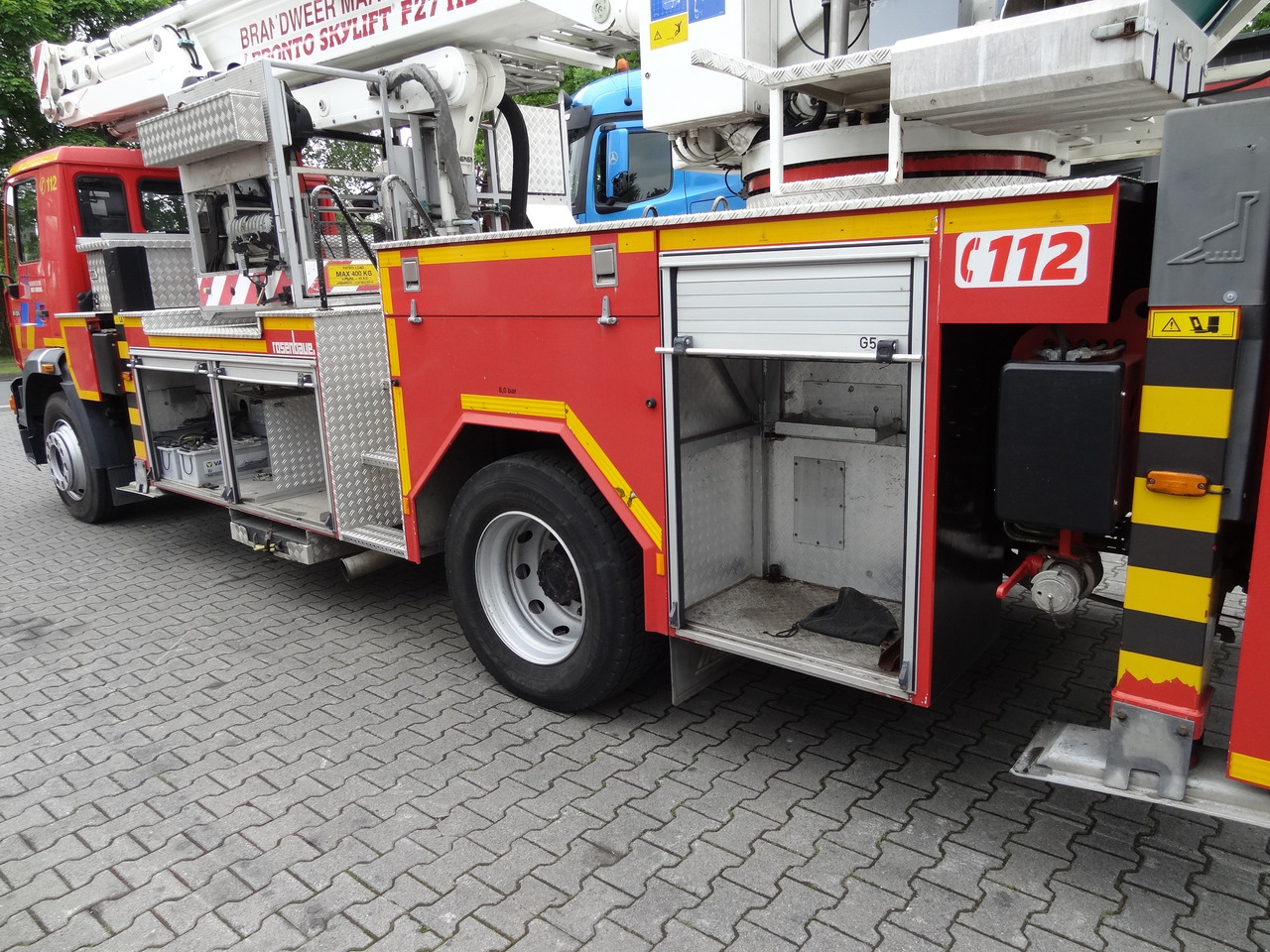 MAN L2000 18.284 Feuerwehr Bronto Skylift 27 Meter - Truck mounted aerial platform: picture 4 MAN L2000 18.284 Feuerwehr Bronto Skylift 27 Meter - Truck mounted aerial platform: picture 4