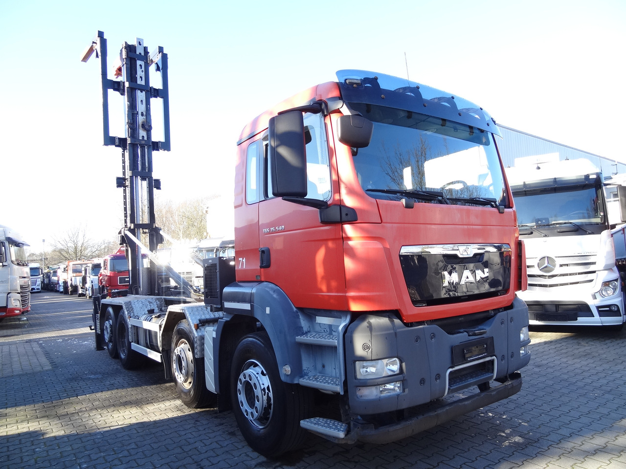 Hook lift truck MAN TGS 35.440 8X2 Haken/ Silosteller M-Tec: picture 8 Hook lift truck MAN TGS 35.440 8X2 Haken/ Silosteller M-Tec: picture 8