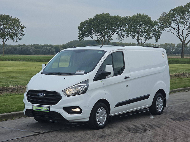 Ford Transit Custom 2.0 L1H1 Navi Trekhaak! - Small van: picture 2 Ford Transit Custom 2.0 L1H1 Navi Trekhaak! - Small van: picture 2