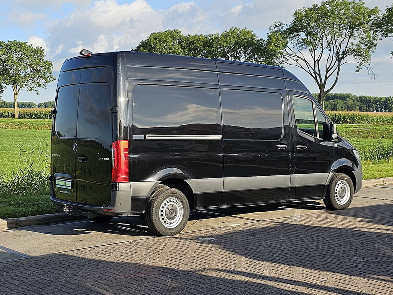 Mercedes-Benz Sprinter 214 L2H1 Navi Trekhaak - Small van: picture 3 Mercedes-Benz Sprinter 214 L2H1 Navi Trekhaak - Small van: picture 3