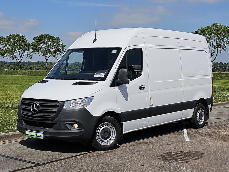 Mercedes-Benz Sprinter 314 L2H2 Navi Trekhaak! - Panel van: picture 2 Mercedes-Benz Sprinter 314 L2H2 Navi Trekhaak! - Panel van: picture 2