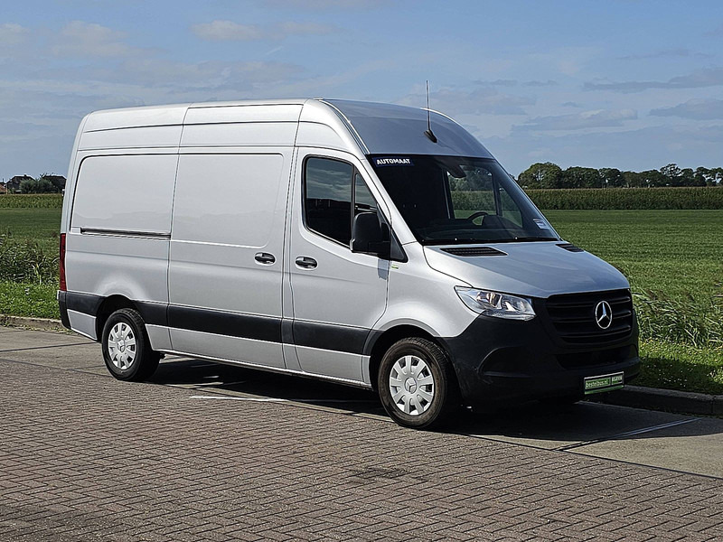 Mercedes-Benz Sprinter 315 L2H2 Mbux Automaat! - Small van: picture 5 Mercedes-Benz Sprinter 315 L2H2 Mbux Automaat! - Small van: picture 5
