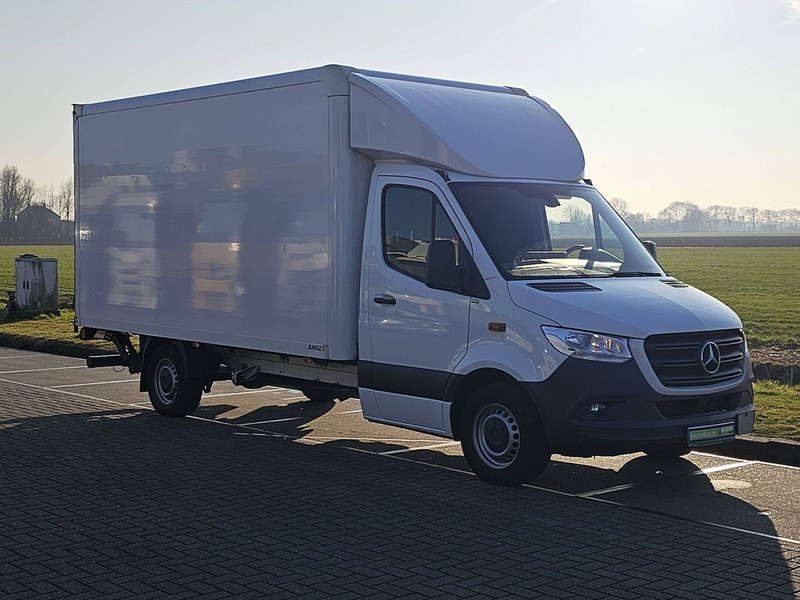 Mercedes-Benz Sprinter 317 Bakwagen Laadklep! - Box van: picture 5 Mercedes-Benz Sprinter 317 Bakwagen Laadklep! - Box van: picture 5
