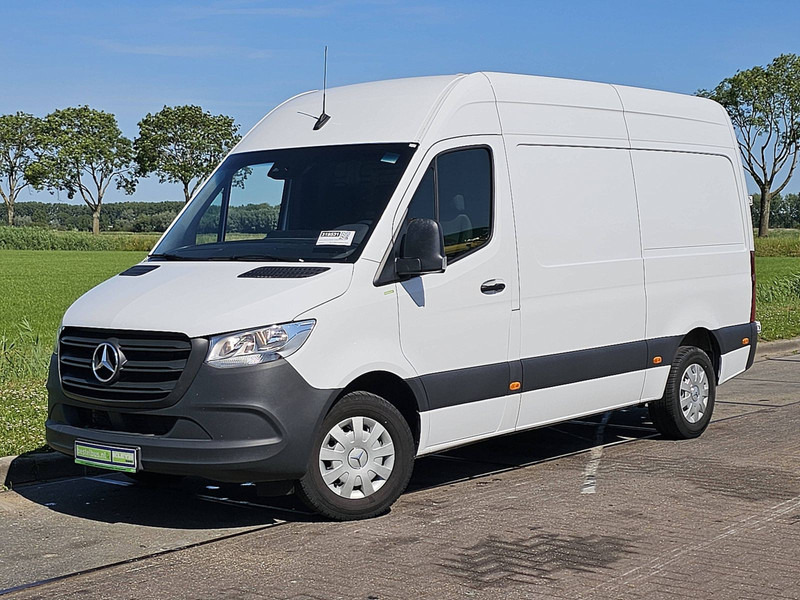 Mercedes-Benz Sprinter 317 L2H2 3.5t-Trekhaak - Panel van: picture 2 Mercedes-Benz Sprinter 317 L2H2 3.5t-Trekhaak - Panel van: picture 2