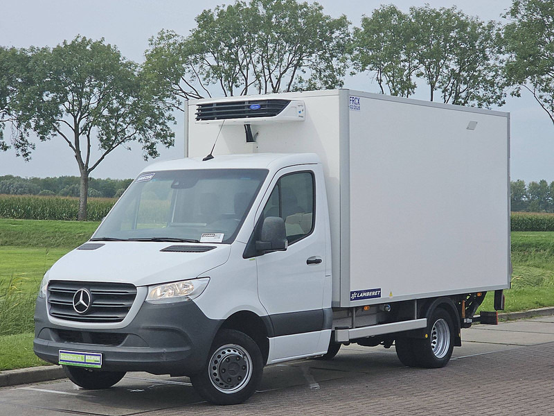 Mercedes-Benz Sprinter 516 CDI FRIGO LAADKLEP - Refrigerated van: picture 2 Mercedes-Benz Sprinter 516 CDI FRIGO LAADKLEP - Refrigerated van: picture 2