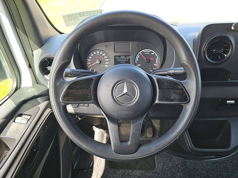 Panel van, Electric van Mercedes-Benz eSprinter  L2H2 35 KWH: picture 13
