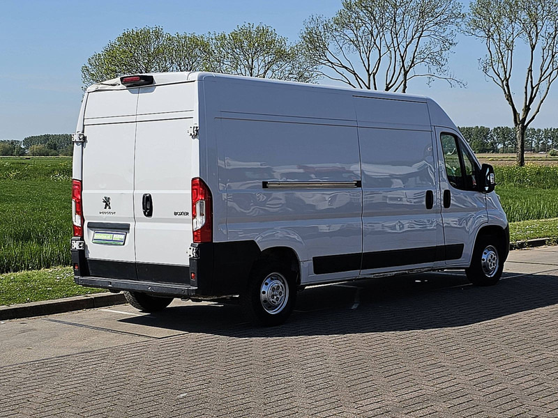 Peugeot Boxer 2.2 BHDI 140 L3H2 - Panel van: picture 3 Peugeot Boxer 2.2 BHDI 140 L3H2 - Panel van: picture 3