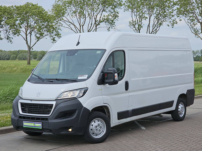 Peugeot Boxer 2.2 BHDI 140 L3H2 - Panel van: picture 2 Peugeot Boxer 2.2 BHDI 140 L3H2 - Panel van: picture 2