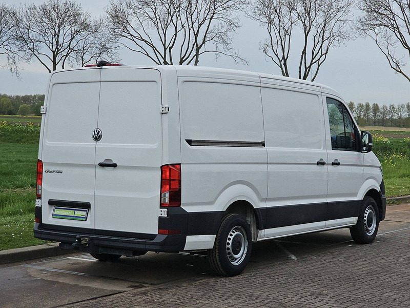 Volkswagen Crafter 30 2.0 L3H2 Trekhaak Airco! - Small van: picture 3 Volkswagen Crafter 30 2.0 L3H2 Trekhaak Airco! - Small van: picture 3