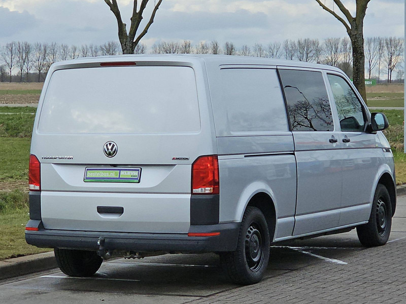 Volkswagen Transporter 2.0 TDI T6.1 4MOTION Dub.Cab - Small van: picture 3 Volkswagen Transporter 2.0 TDI T6.1 4MOTION Dub.Cab - Small van: picture 3