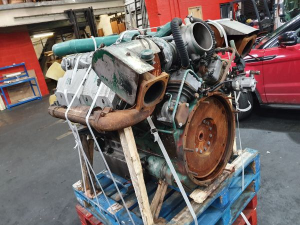 Engine for Industrial equipment Deutz TCD2015 V08: picture 11