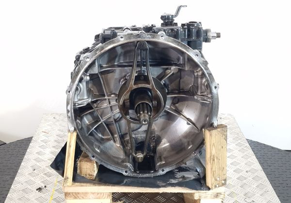 ZF 6S800TO Gearbox - Gearbox: picture 2 ZF 6S800TO Gearbox - Gearbox: picture 2