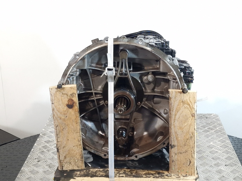 ZF Astronic Lite 6AS700TO DAF Spec Gearbox - Gearbox: picture 2 ZF Astronic Lite 6AS700TO DAF Spec Gearbox - Gearbox: picture 2