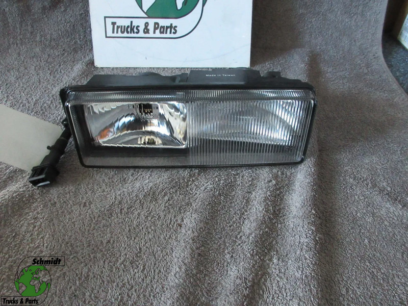 DAF 1328861 MISTLAMP DAF EURO 3 XF CF LF NIEUWE !!!!! - Fog light for Truck: picture 1 DAF 1328861 MISTLAMP DAF EURO 3 XF CF LF NIEUWE !!!!! - Fog light for Truck: picture 1