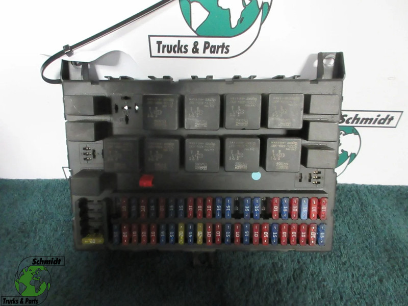DAF 1746420 ZEKERINGS KAST DAF CF 75 EURO 5 - Electrical system for Truck: picture 1 DAF 1746420 ZEKERINGS KAST DAF CF 75 EURO 5 - Electrical system for Truck: picture 1