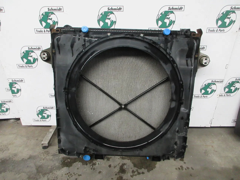 DAF 1940146 / 2204691 / 2015914 / 1978788 RADIATEUR DAF XF EURO 6 - Radiator for Truck: picture 4 DAF 1940146 / 2204691 / 2015914 / 1978788 RADIATEUR DAF XF EURO 6 - Radiator for Truck: picture 4