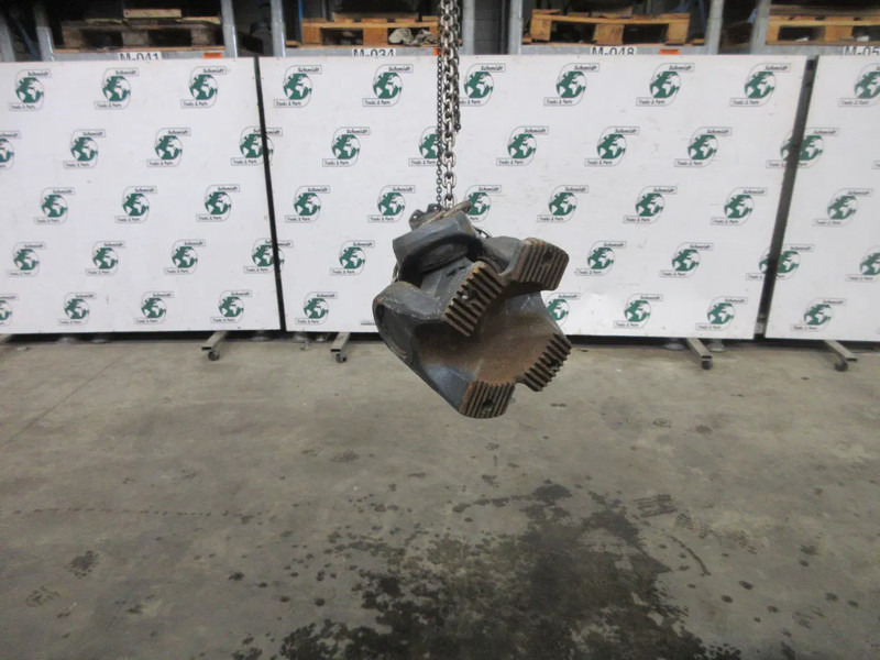 DAF 1994560 // 1868483 AANDRIJFAS DAF CF XF EURO 6 MODEL 2016 - Drive shaft for Truck: picture 2 DAF 1994560 // 1868483 AANDRIJFAS DAF CF XF EURO 6 MODEL 2016 - Drive shaft for Truck: picture 2