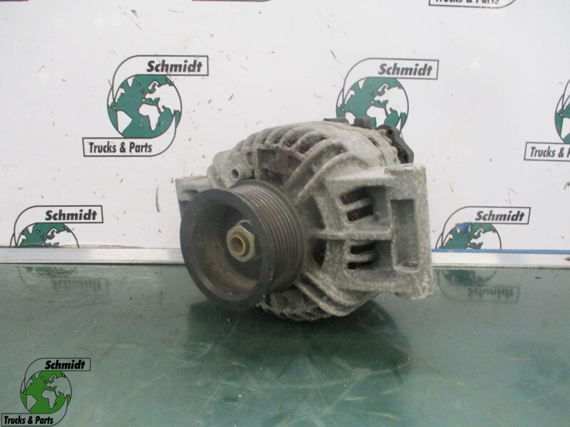 DAF 2025545 Dynamo XF 106 - Alternator for Truck: picture 1 DAF 2025545 Dynamo XF 106 - Alternator for Truck: picture 1